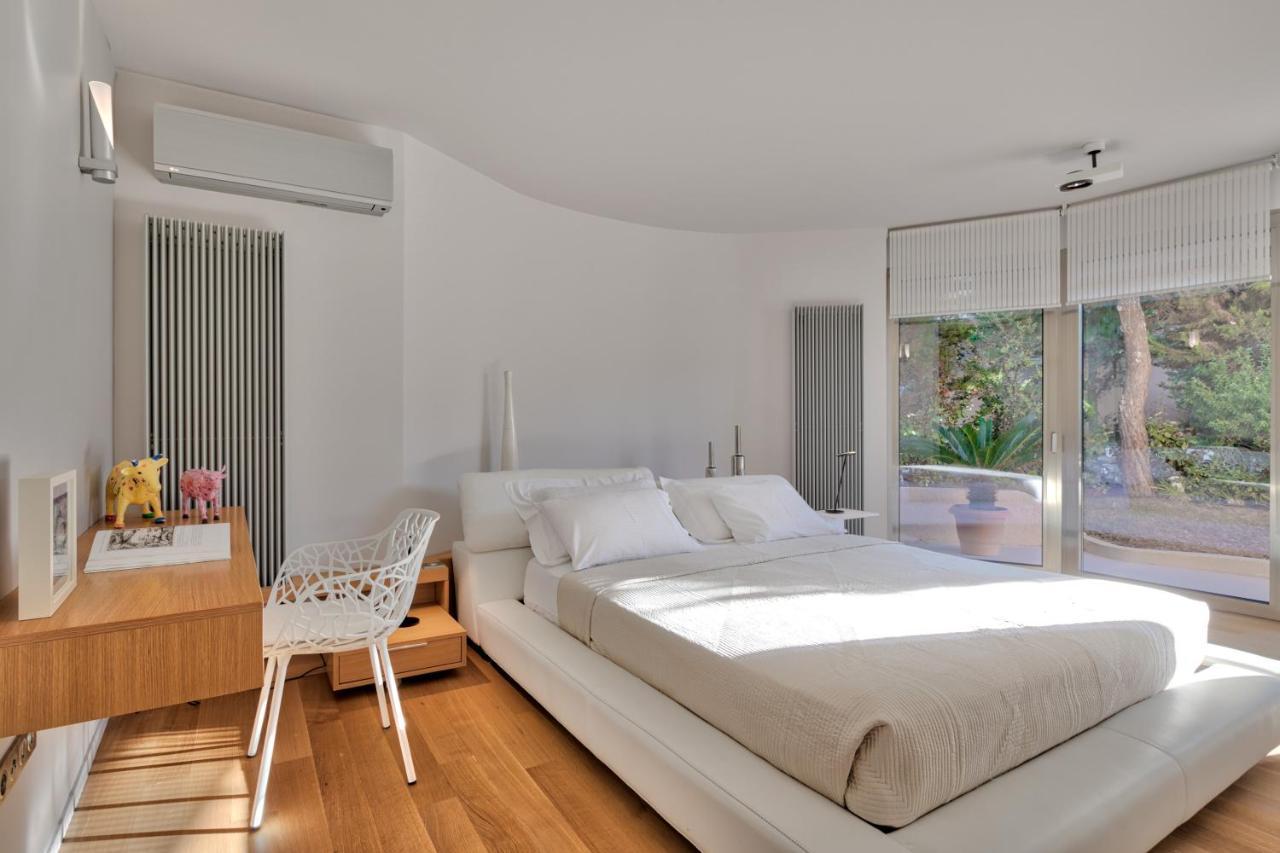 Luxurious Villa Philoxenia Lagonisi Exterior photo